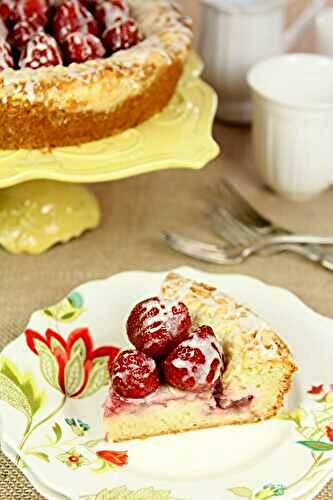 Strawberry Cream Cheese Coffee Cake with Fresh Strawberries