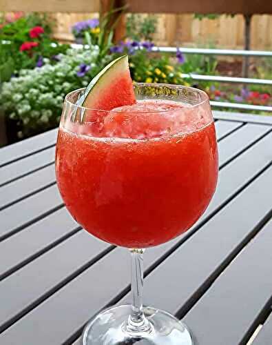 Fresh Watermelon Frosé Cocktail