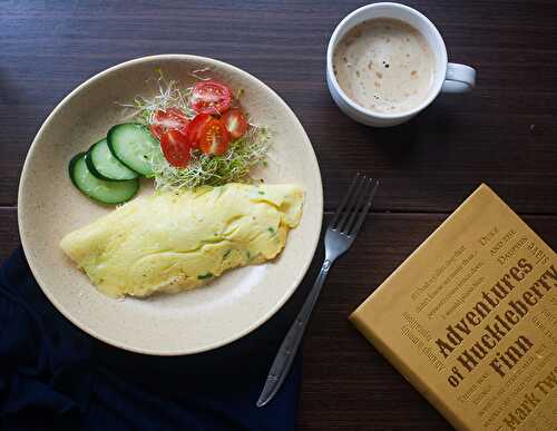 Alfalfa and Cream Cheese Omelette - Dreamy Table