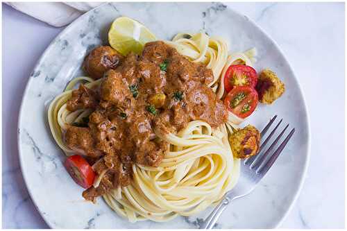 Creamy Indian Butter Chicken Pasta - Dreamy Table