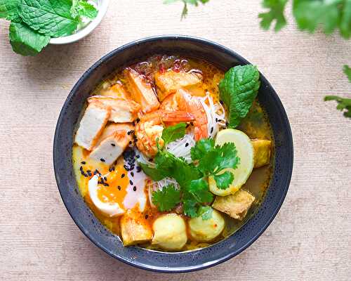 Easy Curry Laksa - Dreamy Table
