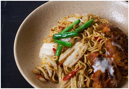 Indian Butter Chicken Fried Noodles - Dreamy Table