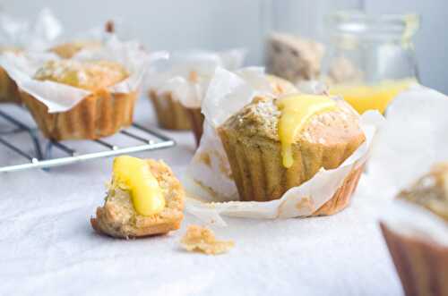 Lemon and Oatmeal Muffins - Dreamy Table