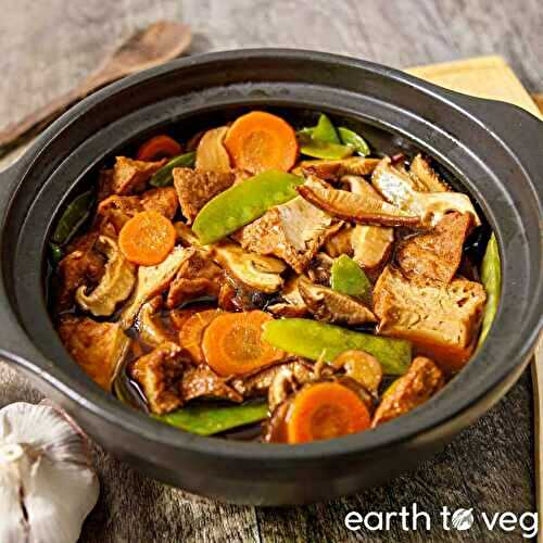 Hong Shao Tofu (Red Braised Tofu)