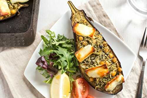 Stuffed aubergines with spinach rice and halloumi