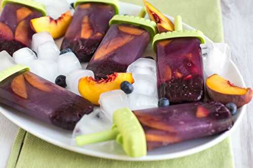 Blueberry and peach green tea ice lollies
