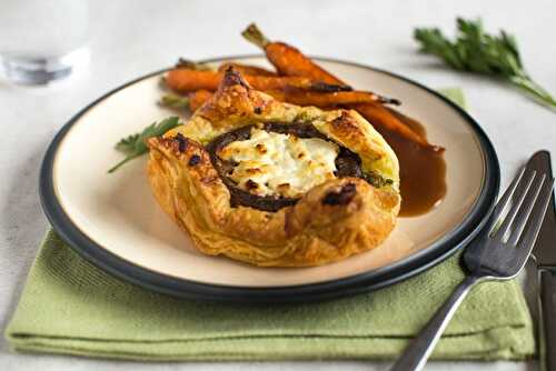Mushroom and goat's cheese wellingtons with parsley pesto
