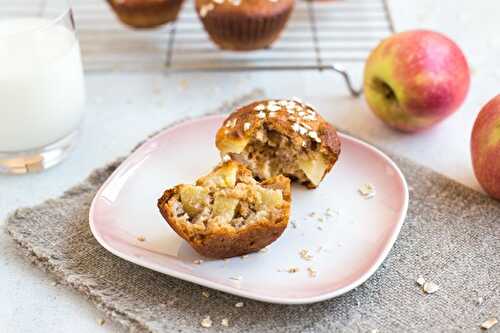 Apple and cinnamon breakfast muffins