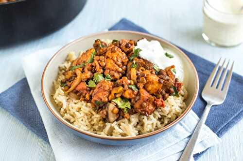 Easy lentil and halloumi curry