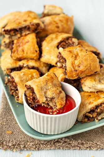 Vegetarian lentil sausage rolls