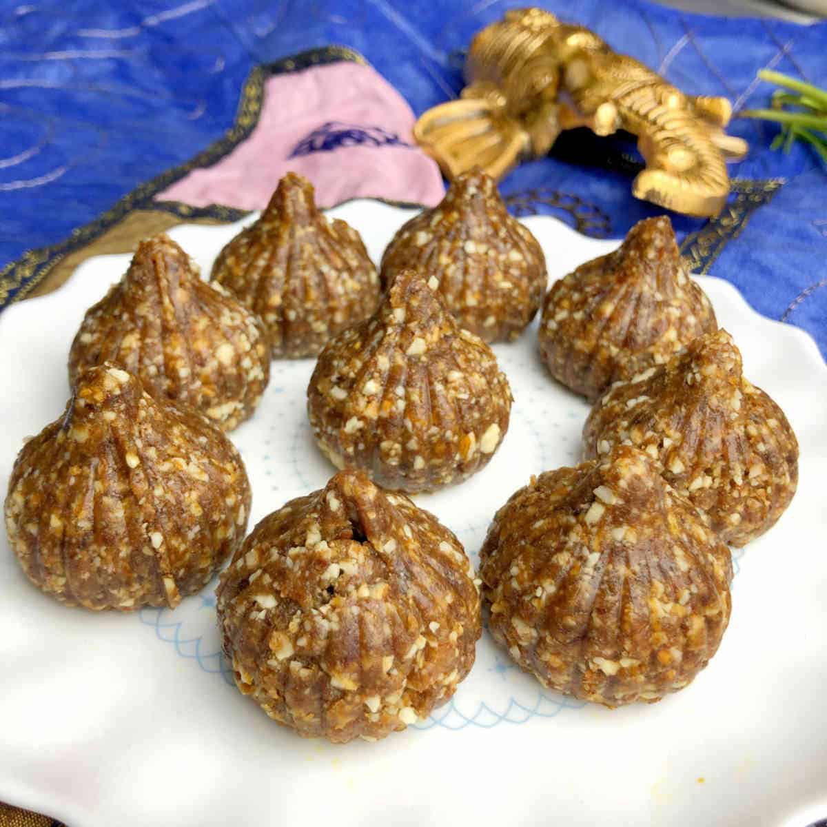 Dry Fruits Modak (No-Cook)