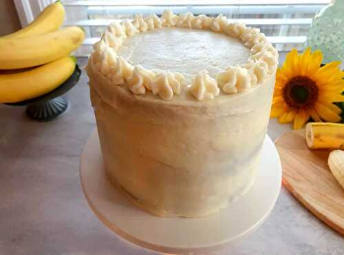 Homemade Banana Cake with Cream Cheese Frosting