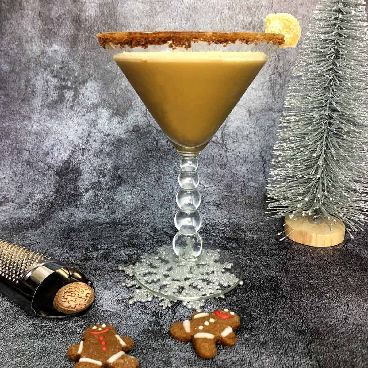 17 Festive Cocktails That Make Every Party Better
