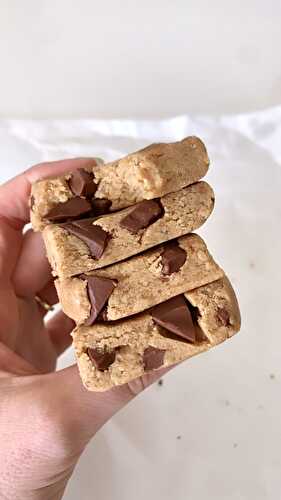Chocolate Chip Cookie Dough Protein Bars
