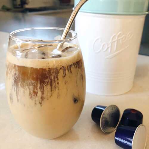 3 Ingredient Iced Coffee (Sugar free) | Recipes | Feedthatblonde.com