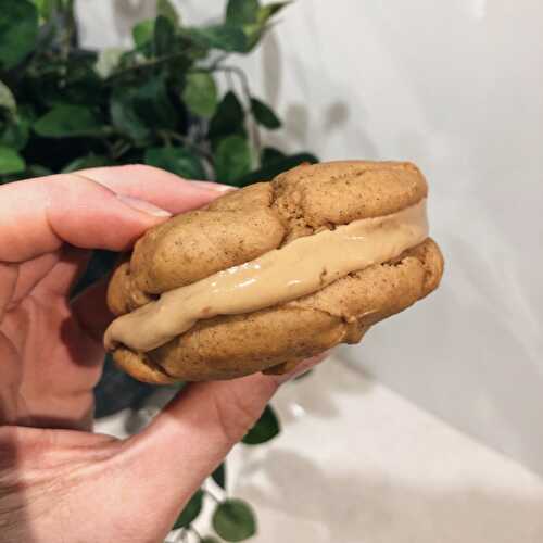 Peanut Butter Cookie Sandwich - Recipes | feedthatblonde