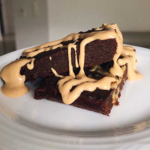 Super Fudgey Choc Brownies: Recipes By Feedthatblonde.com