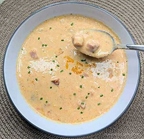 Slow Cooker Cheesy Ham & Cauliflower Soup