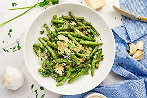 Garlic Parmesan Roasted Green Beans