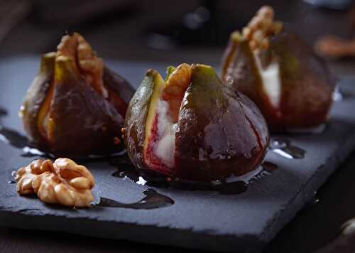 Baked Figs with Gorgonzola Cheese