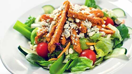 Healthy Buffalo Chicken Salad