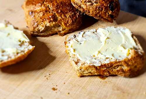 Wholemeal Scone Recipe with Chocolate and Raisins