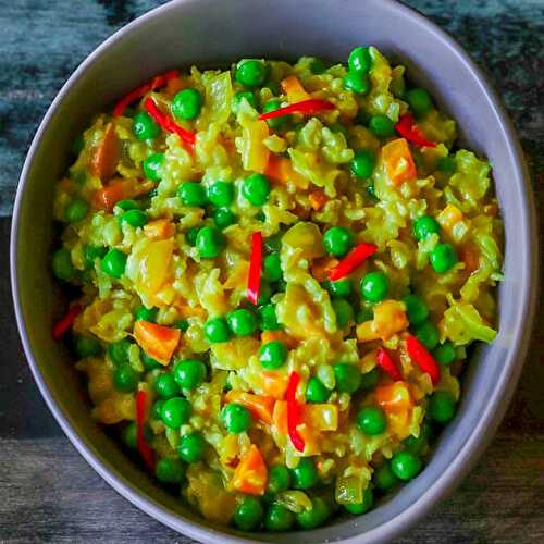 Sweet frozen green pea with brown rice