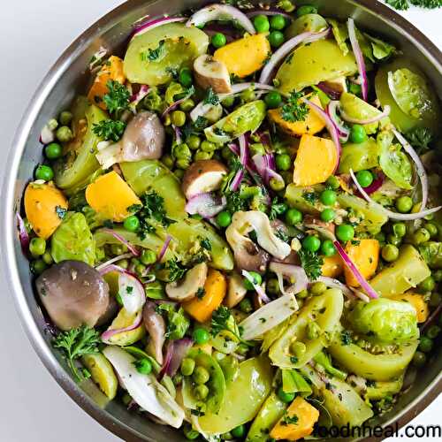 Quick & savory green tomatoes with brussels sprouts