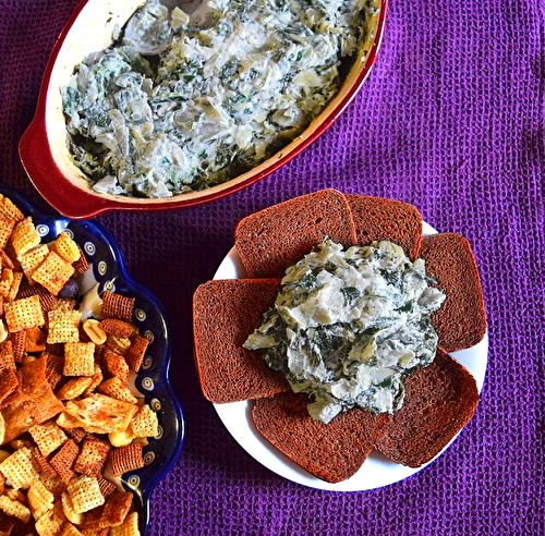 Homemade Spinach Artichoke Dip Recipe – My Favorite Holiday Tradition