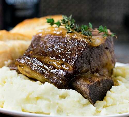 Beer Braised Short Ribs – Dutch Oven