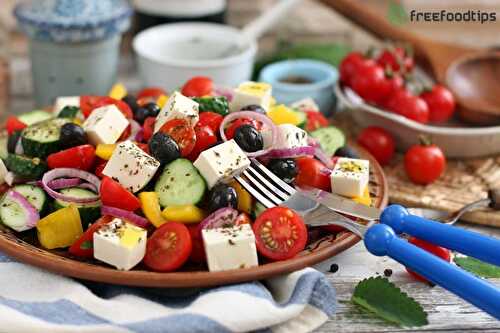 Classic Greek Salad Recipe | FreeFoodTips.com