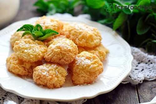 Easy Coconut Cookies Recipe | FreeFoodTips.com