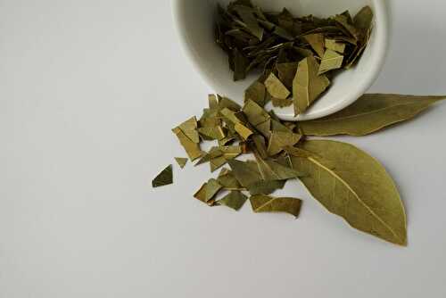How much bay leaf is in a spoon? | FreeFoodTips.com