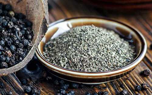How much black pepper is in a spoon | FreeFoodTips.com