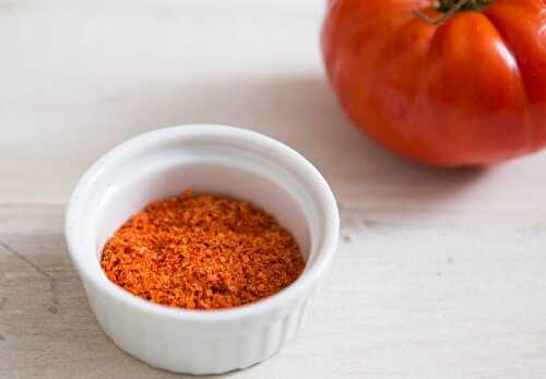 How much tomato powder is in a spoon? | FreeFoodTips.com