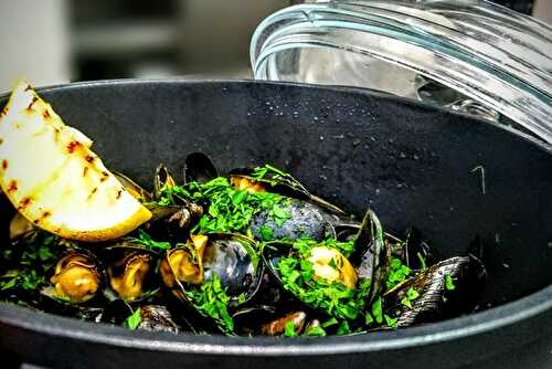 How to boil mussels on the stove? | FreeFoodTips.com