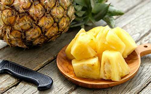 How to weigh cubed fresh pineapple | FreeFoodTips.com