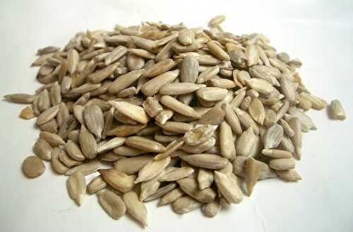 Sunflower seed kernels: ml to grams and ounces | FreeFoodTips.com
