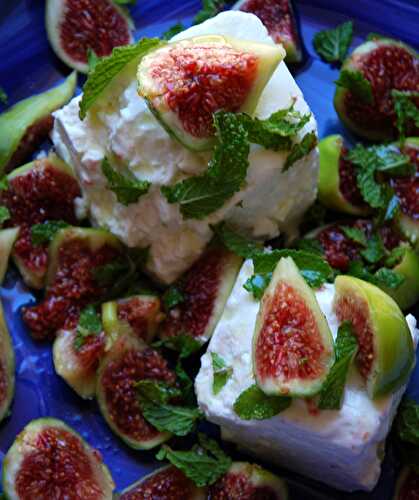 Fig, feta & mint salad