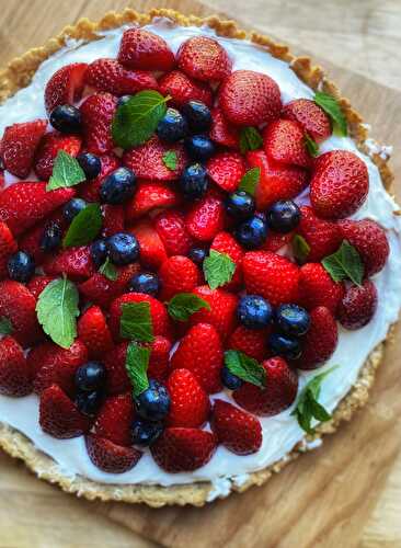 Strawberry Pie with Crème Fraîche, an easy spring dessert