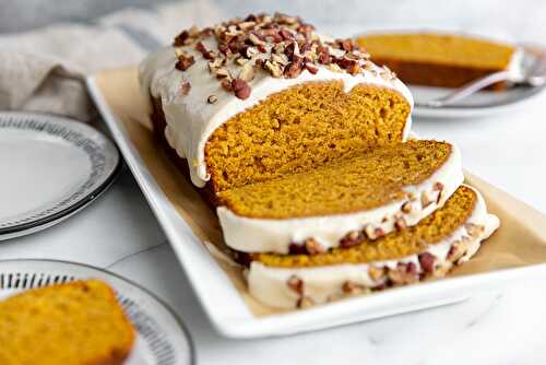 Pumpkin Pound Cake with Cream Cheese Glaze (Gluten-free option!)