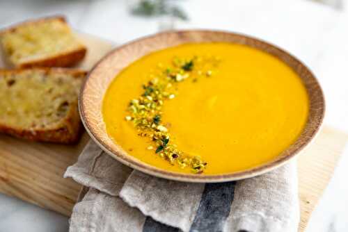 Easy Vegetable Potage Soup with Cheesy Baguettes