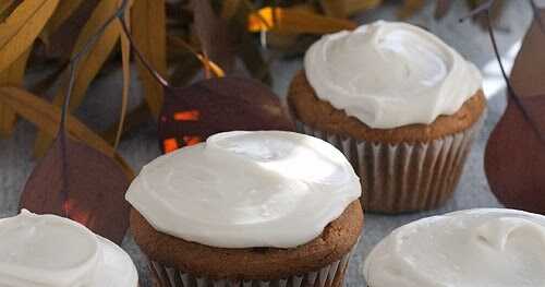 Gluten-Free Pumpkin Cupcakes with Maple Icing