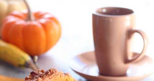 Gluten-Free Pumpkin Streusel Muffins