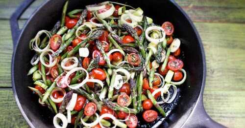 Karina's Sexy Spring Pasta with roasted asparagus & tomatoes