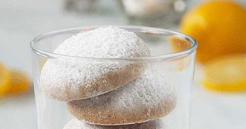 Snowy + Luscious Lemon Cookies 