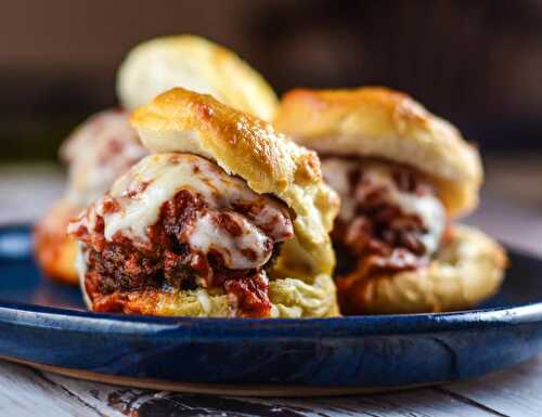 Chili Cheese Sliders