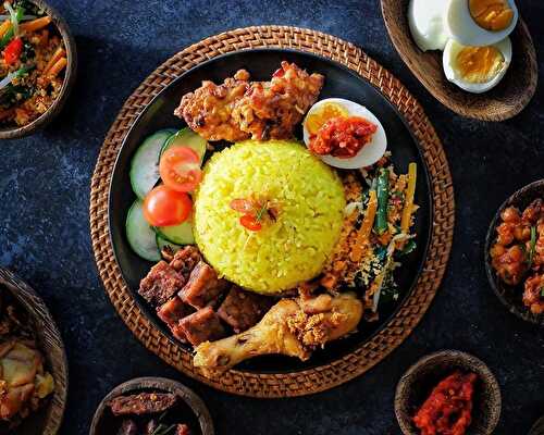 Nasi Kuning Komplit (Indonesian Yellow Rice Set) – Gourmet Conviction