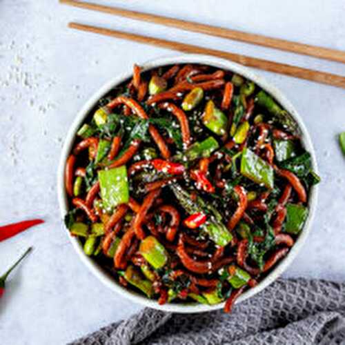 Quick and Easy Udon Noodle Stir Fry