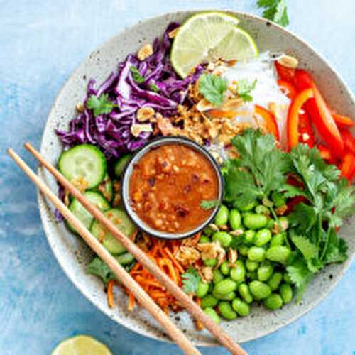 Rice Noodle Salad w/ Spicy Peanut Sauce